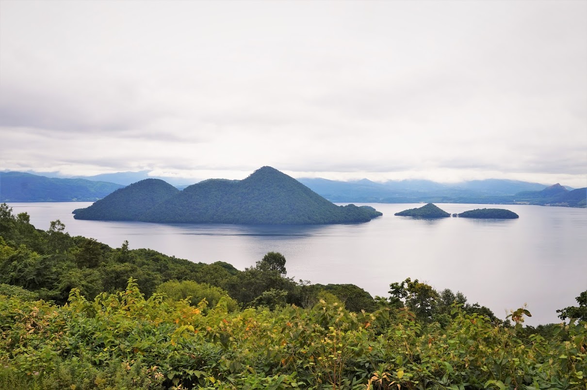一体そこには何があるのか 謎に満ちた 洞爺湖 の 珍小島 日本秘境探訪