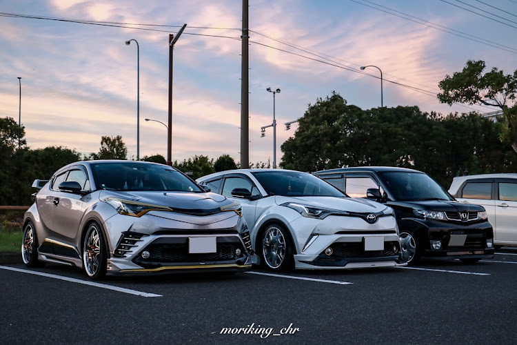 C-HRの鹿児島・ホイールかえた・コラボ・もう少しで新米パパ・車高アップに関するカスタム事例の投稿画像2枚目