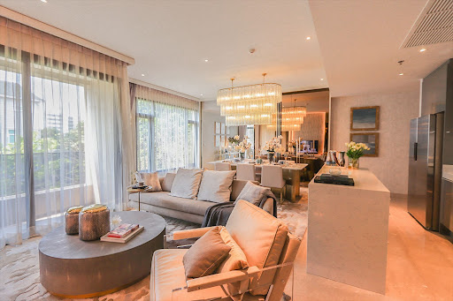 Apartment with pool 1