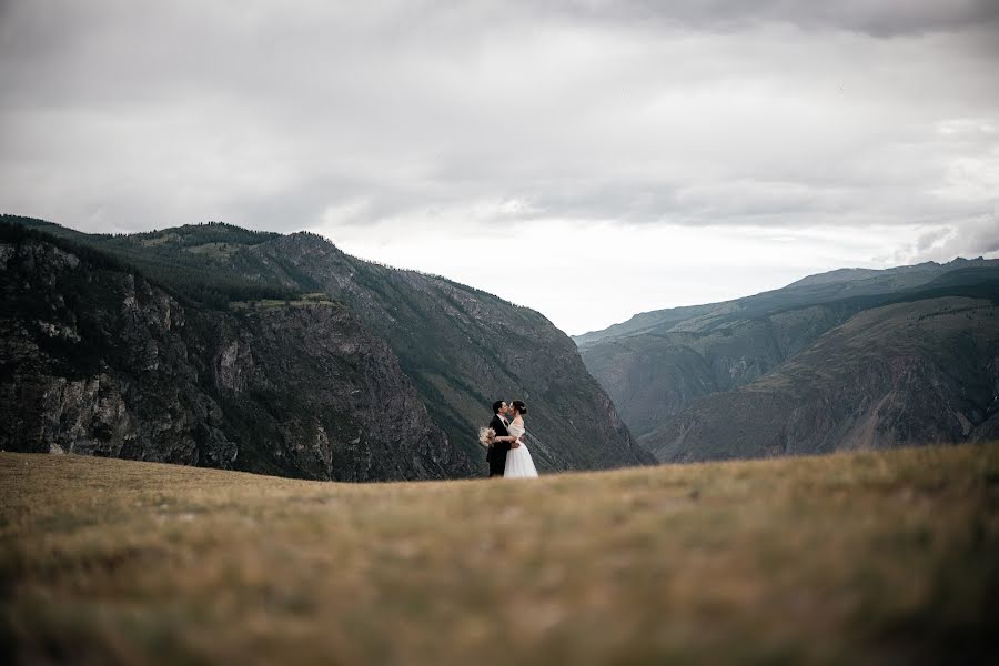 Fotógrafo de casamento Maks Kravchenko (maxxxkravchenko). Foto de 22 de novembro 2023