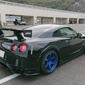 NISSAN GT-R R35