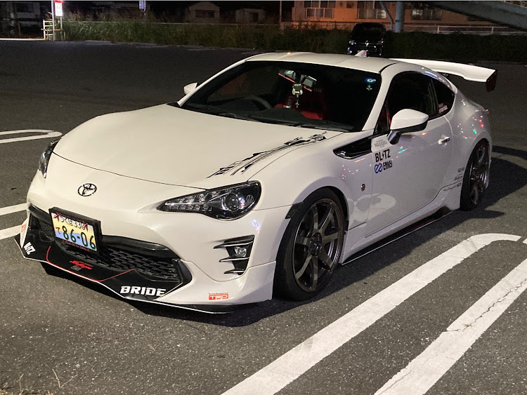 86の毎日楽しく元気にに関するカスタム事例の投稿画像1枚目