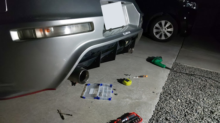 180SXのDIY・天井補修・YA☆KA☆RA Family・気になって思わず着手・レッドメモリーに関するカスタム事例の投稿画像6枚目