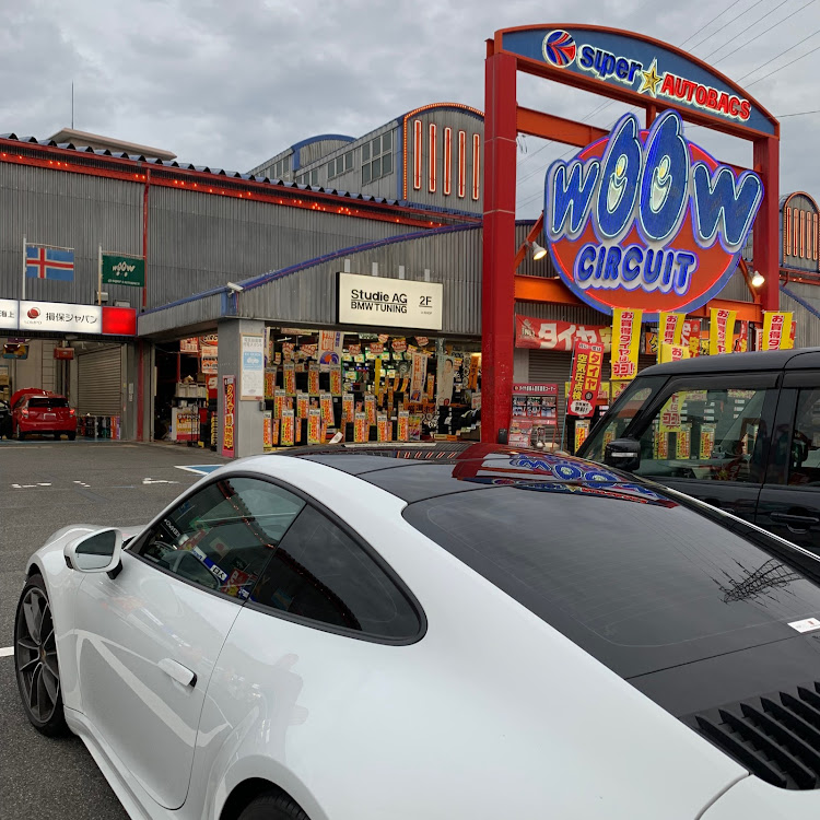 911 クーペのミニクロスオーバー・F60・セージグリーン・911カレラ・992carreraに関するカスタム事例の投稿画像1枚目