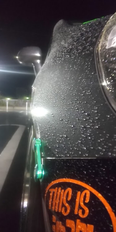 フィットのオートグリムの水玉・手抜きでも満足・数回は洗車だけで十分に関するカスタム事例の投稿画像4枚目