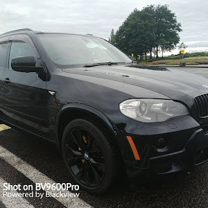 X5 xDrive 30i