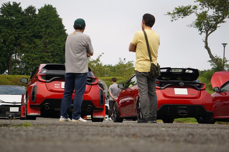 otoyanさんが投稿したNO CAR. NO PHOTE. NO LIFE！・ヤリス・日本平・オフ会お疲れ様でした・GRヤリスに関するカスタム事例の投稿画像2枚目