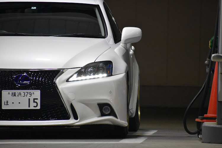ISの一眼レフ・洗車・花粉うざい・花粉本当やだに関するカスタム事例の投稿画像2枚目