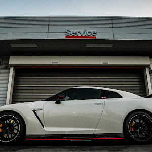 NISSAN GT-R R35