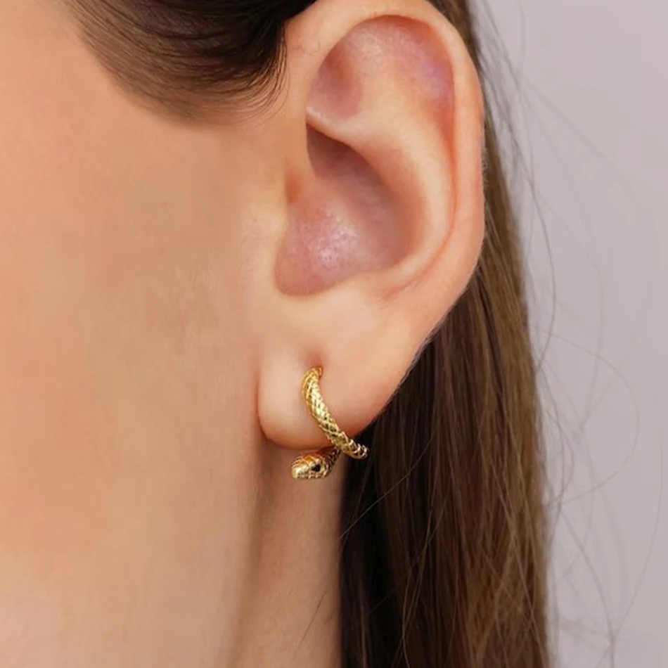 Pendientes de oreja ajustables de serpiente en plata de ley 925, diseño elegante y moderno, perfectos para cualquier estilo y ocasión.