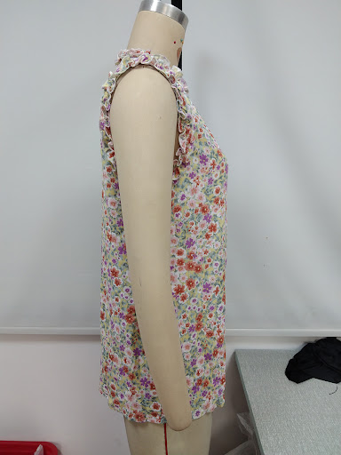 Title 14, Bohemian Resort Floral V-Neck Tie Shirt