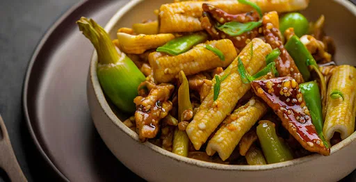 Chilli Baby Corn {Serves1-2]