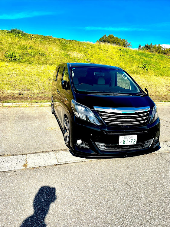 アルファードのいつもイイネ&コメントありがとうございます🙇‍♂️・秋晴れ・土曜日の予定・お金と体力が無くなるに関するカスタム事例の投稿画像1枚目