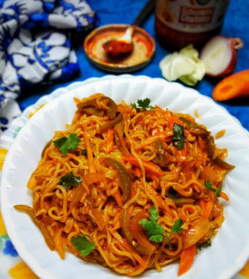 Schezwan Veg Maggie