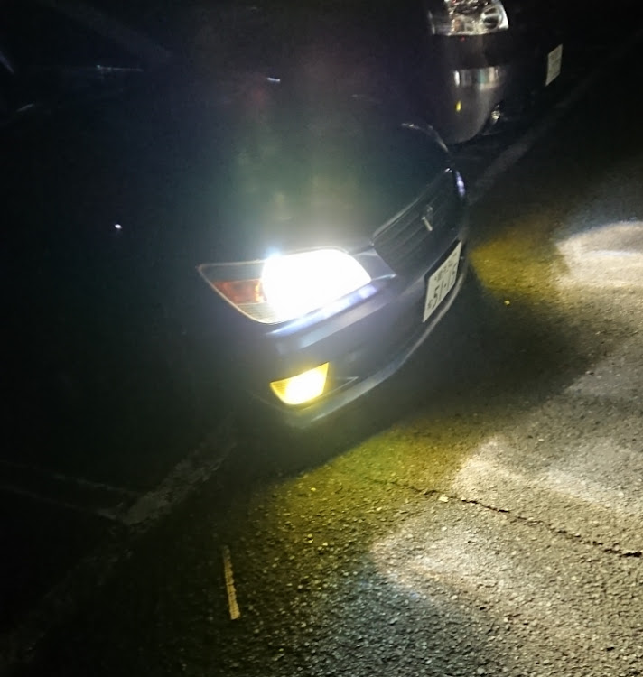 アルテッツァのLEDに交換に関するカスタム事例の投稿画像3枚目