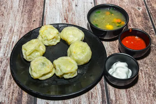 Veg Steamed Momos [7 Pieces]