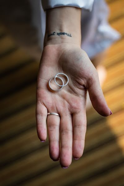 Fotografo di matrimoni Carina Rodríguez (altoenfoque). Foto del 18 maggio 2019