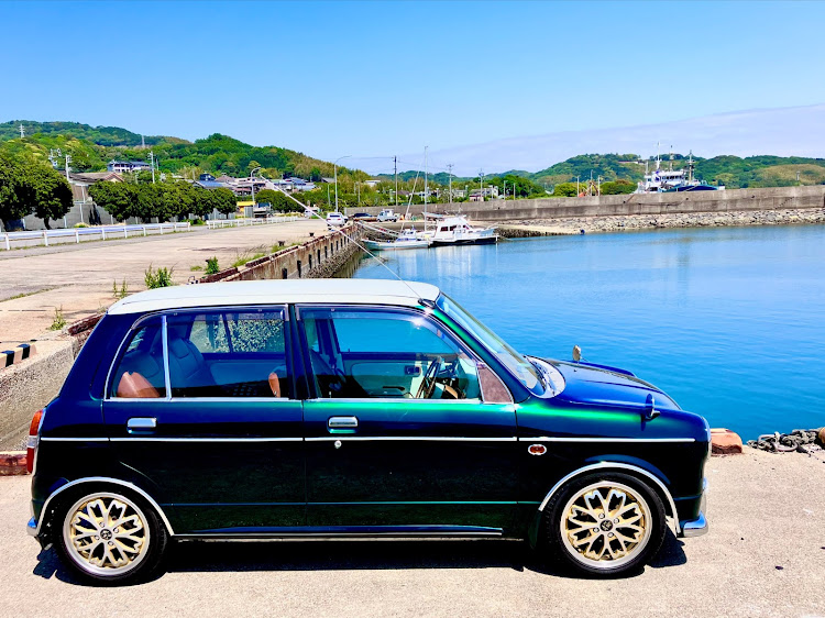 ミラジーノの海が好き🏖️・愛車の横顔に関するカスタム事例の投稿画像1枚目