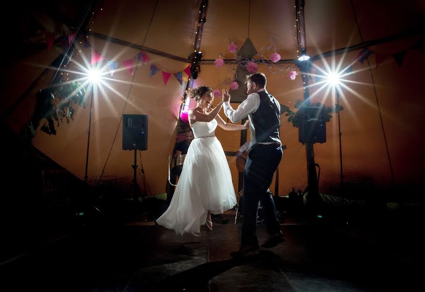 Fotografo di matrimoni Robin Goodlad (robingoodlad). Foto del 25 aprile 2018