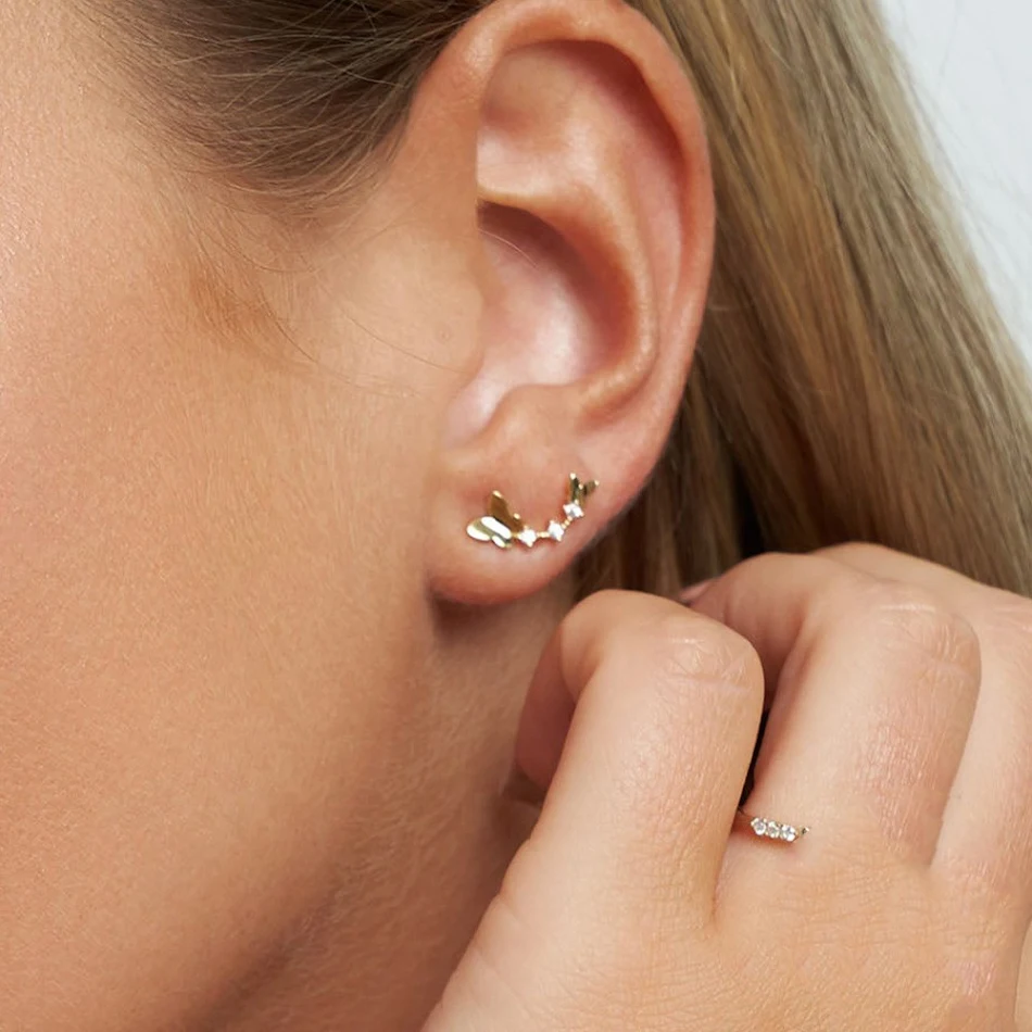 S925 Sterling Zilveren Diamanten Oorknopjes voor Vrouwen, schittering. Een elegant cadeau, perfect om de look te verfijnen met deze prachtige oorbellen.