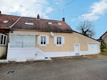 maison à Saint-Sernin-du-Bois (71)