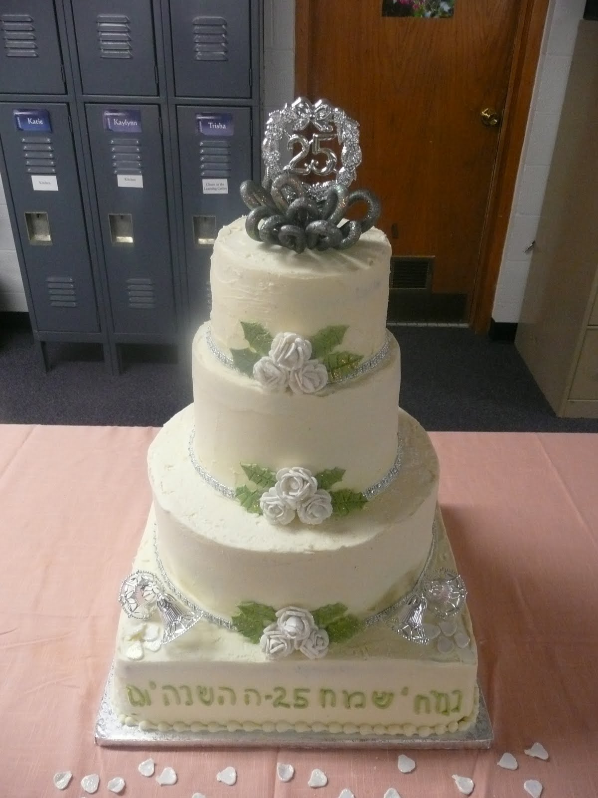 50 s style wedding tabledecor