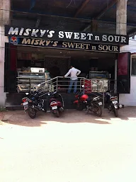 Misky's Sweet N Sour photo 6