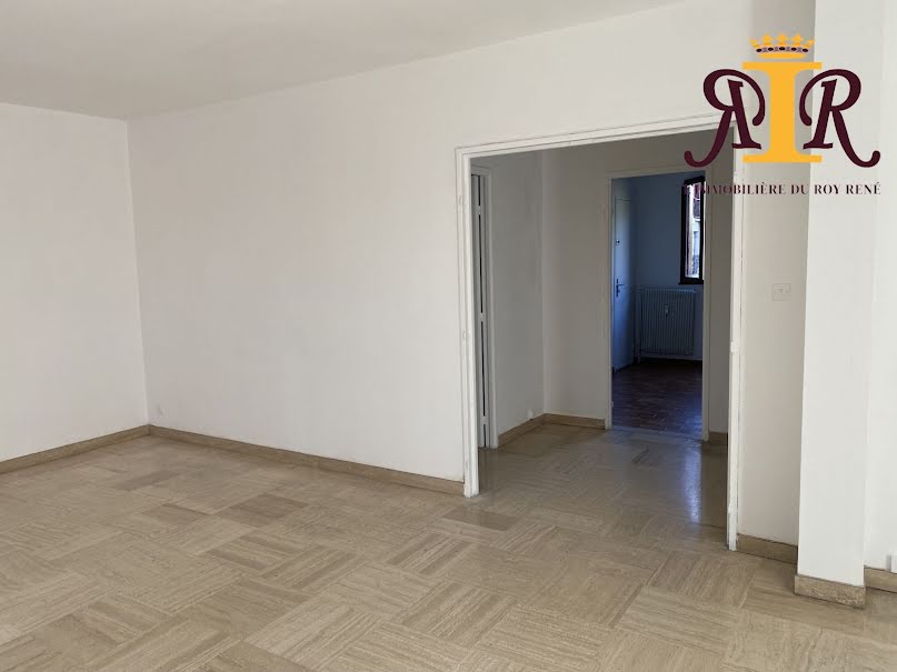 Vente viager 3 pièces 88 m² à Aix-en-Provence (13090), 336 000 €