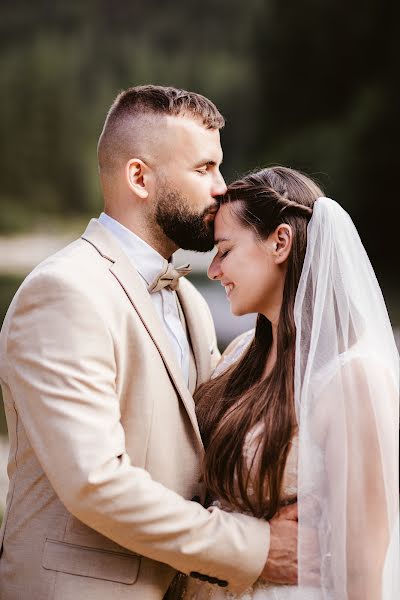 Fotógrafo de casamento Veronika Csizmazia-Kaproncai (verusphoto). Foto de 26 de setembro 2023