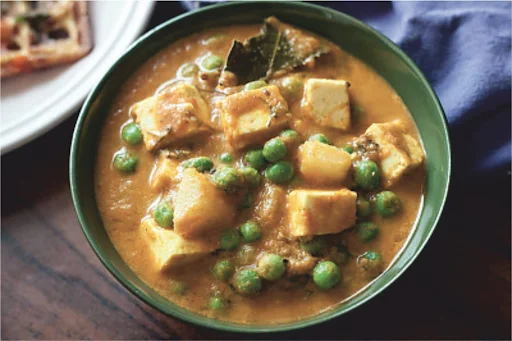 Aloo Paneer [500 Ml]