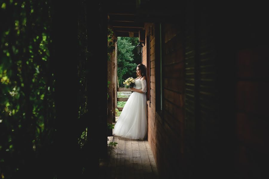 Fotografo di matrimoni Yuliya Yarysheva (julia-yarysheva). Foto del 27 settembre 2017