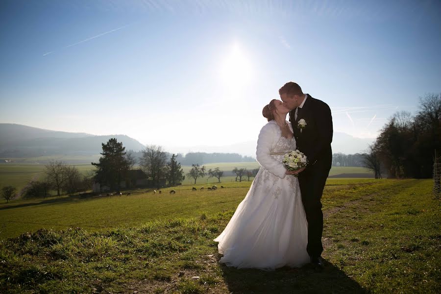 Fotografo di matrimoni Yves Junge (yjun). Foto del 20 gennaio 2020