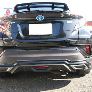C-HR NGX50