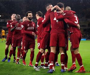 Liverpool kent geen problemen met Huddersfield en blijft Manchester City onder druk zetten