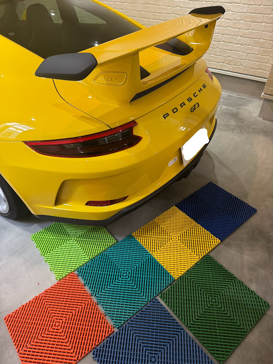 911 クーペの納車・ガレージに関するカスタム事例の投稿画像3枚目