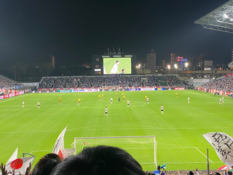 カローラルミオンのサッカー観戦・コロンビア・日本代表・伏見稲荷大社に関するカスタム事例の投稿画像3枚目
