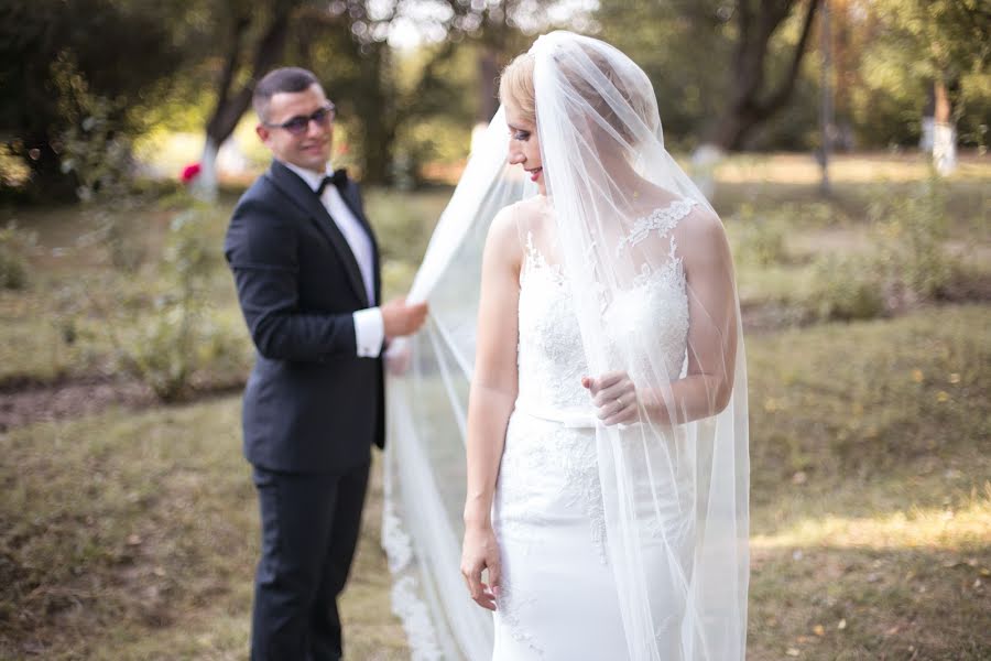 Fotografo di matrimoni Irinel Luca (luca). Foto del 26 aprile 2019