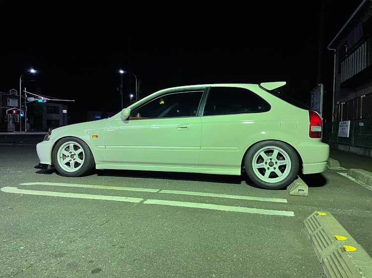シビックタイプRの新品デスビ・シリコン野郎・エンジン汁交換・うがいみたいなもんに関するカスタム事例の投稿画像2枚目