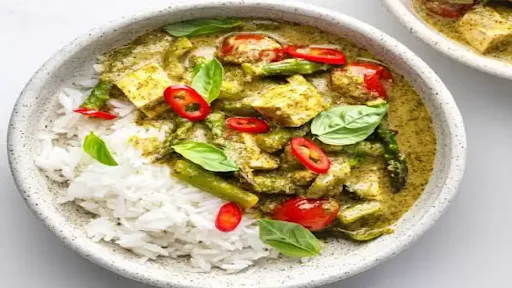 Thai Green Curry With Steam Rice