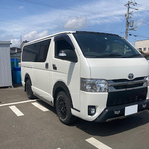 ハイエースバン GDH206V