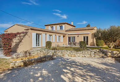 Villa with pool and terrace 2