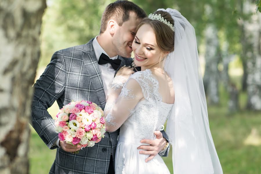 Bryllupsfotograf Elena Chelysheva (elena). Foto fra september 15 2019