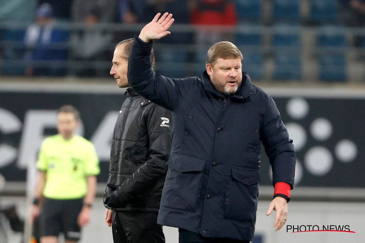 Hein Vanhaezebrouck verrast bij KAA Gent: "Heb de training moeten stilleggen"