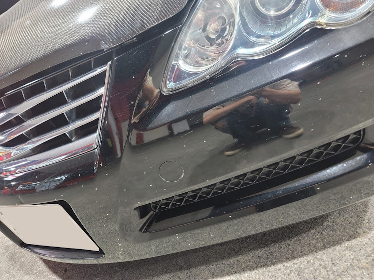 マークXの虫だらけ…・高速で虫ひき逃げ事件・車好きと繋がりたい・黒々ボディー・マークX乗りの方と繋がりたい！！に関するカスタム事例の投稿画像1枚目