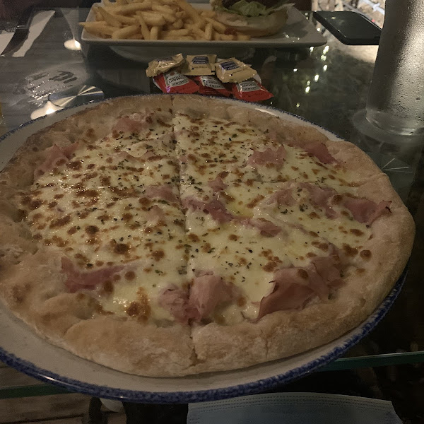 Custom cheese and ham pizza (Im allergic to tomato as well)