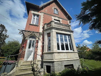 maison à Saint-Quentin (02)