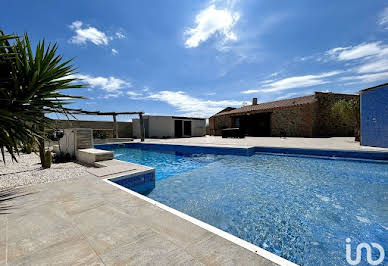 Maison avec piscine et terrasse 2