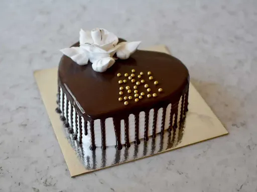 Heart Shape Midnight Chocolate Cake
