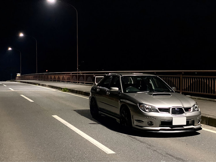 インプレッサ WRX STIのタイヤ・ホイール・無加工スマホ撮りに関するカスタム事例の投稿画像4枚目