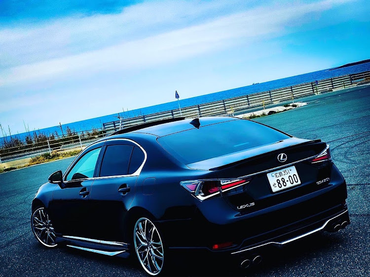 GSのクレンツェウィーバル・目指せPickUpCars・車高調整に関するカスタム事例の投稿画像2枚目